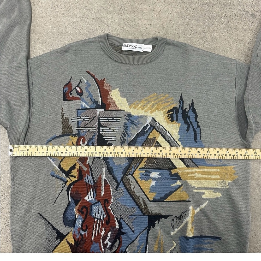 Abstract Patterned Gray Sweater - image 7